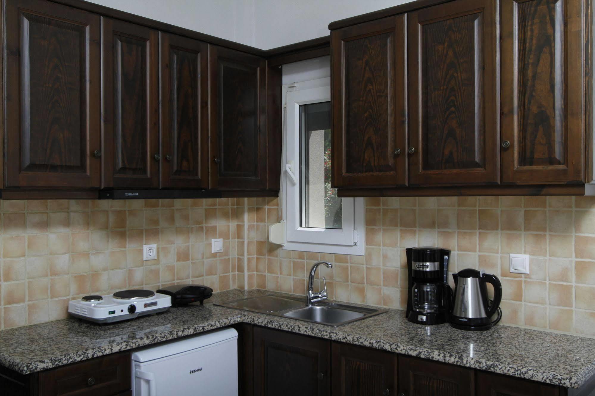 Amygdalies Apartments ميرينا المظهر الخارجي الصورة