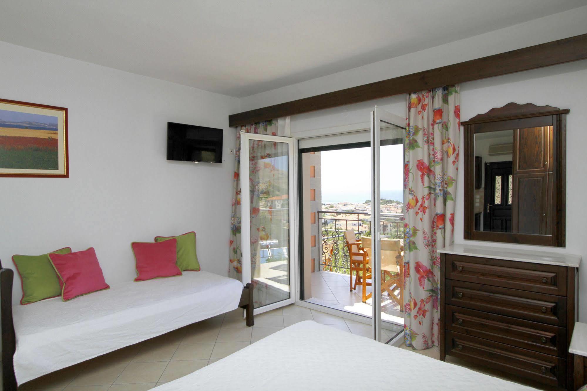 Amygdalies Apartments ميرينا المظهر الخارجي الصورة