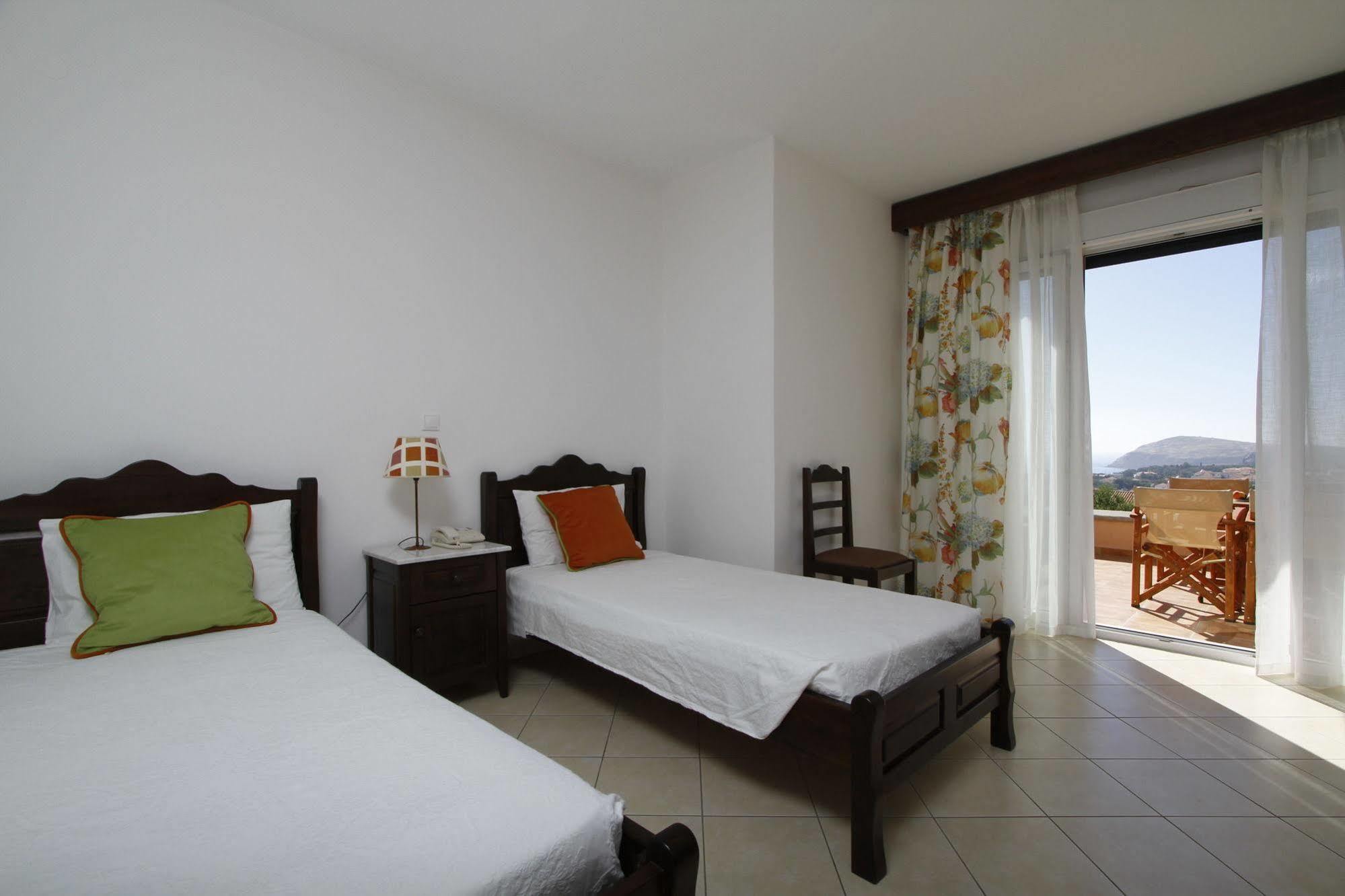 Amygdalies Apartments ميرينا المظهر الخارجي الصورة