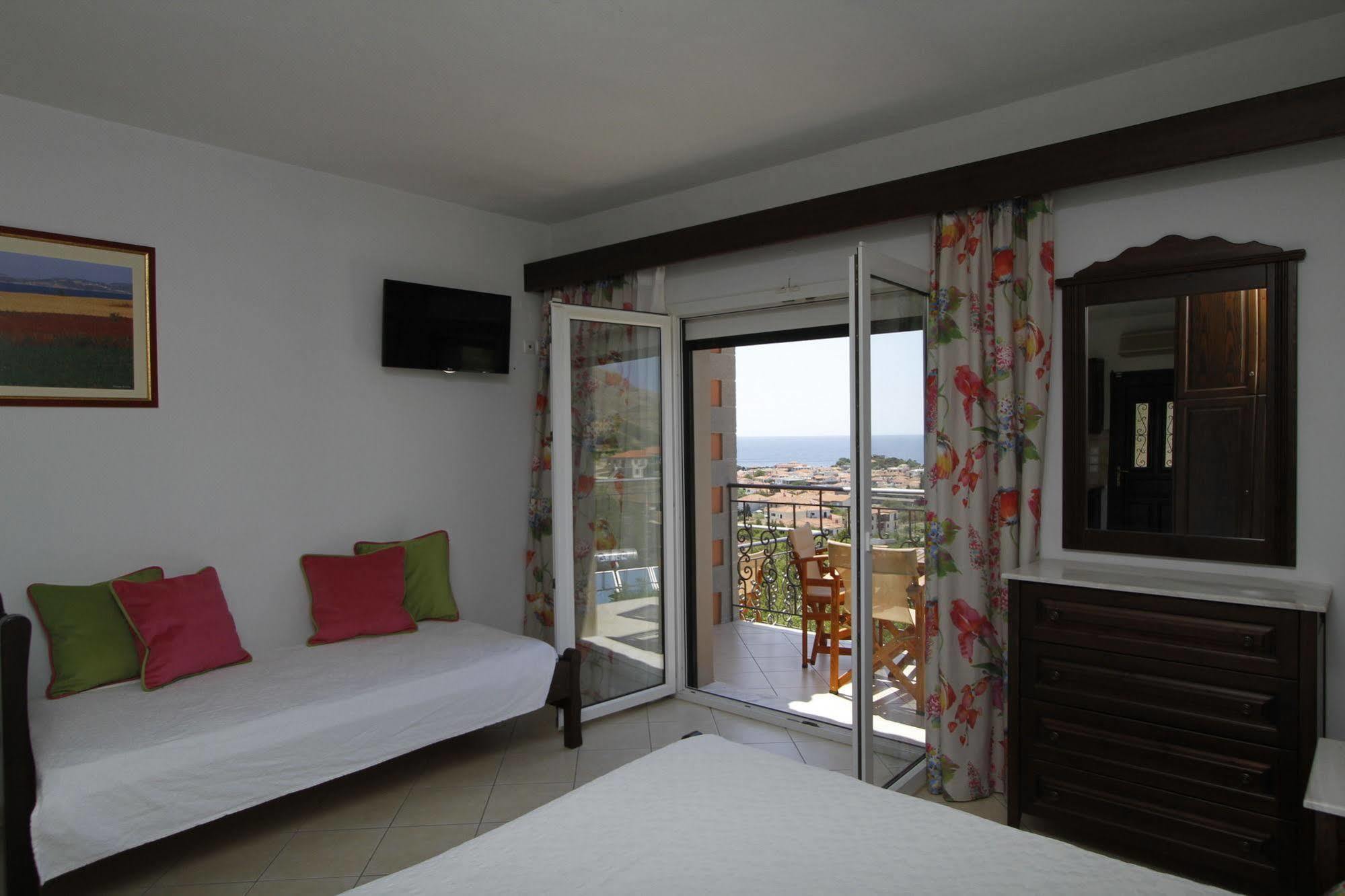 Amygdalies Apartments ميرينا المظهر الخارجي الصورة