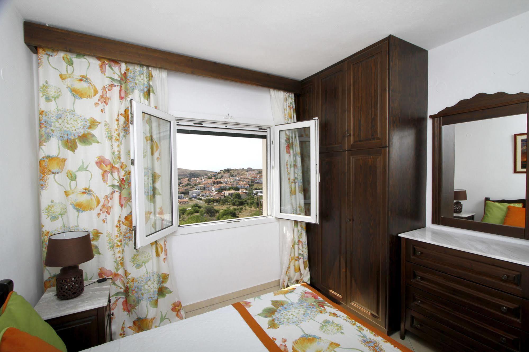 Amygdalies Apartments ميرينا المظهر الخارجي الصورة